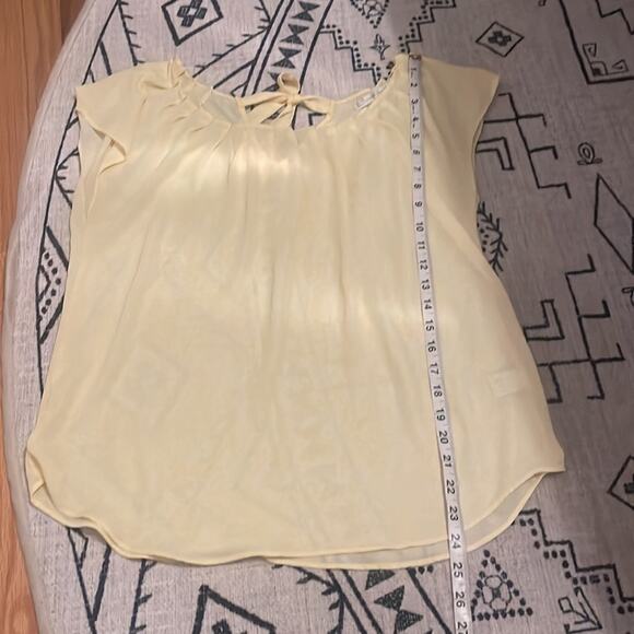 LC Lauren Conrad Yellow Daisy Floral Tie Back Top - M - Picture 3 of 7